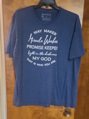 Women's Navy 'Way Maker' Short Sleeve Graphic Tee